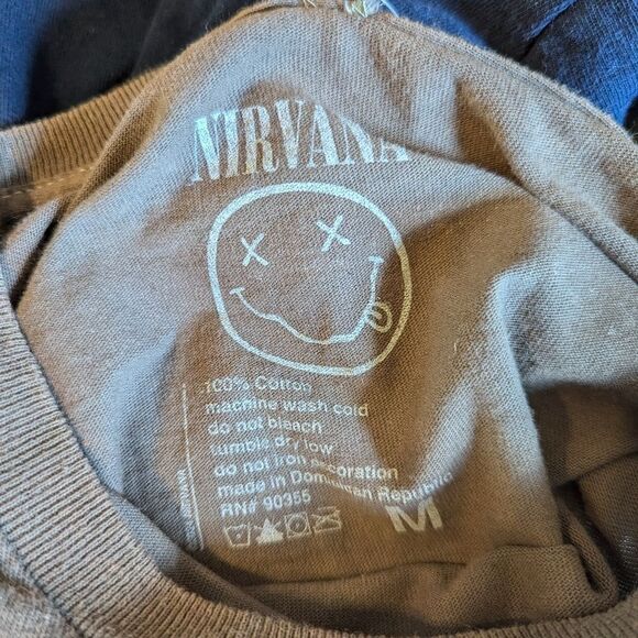 Nirvana Brown Logo Face Tee NWT - Picture 5 of 5